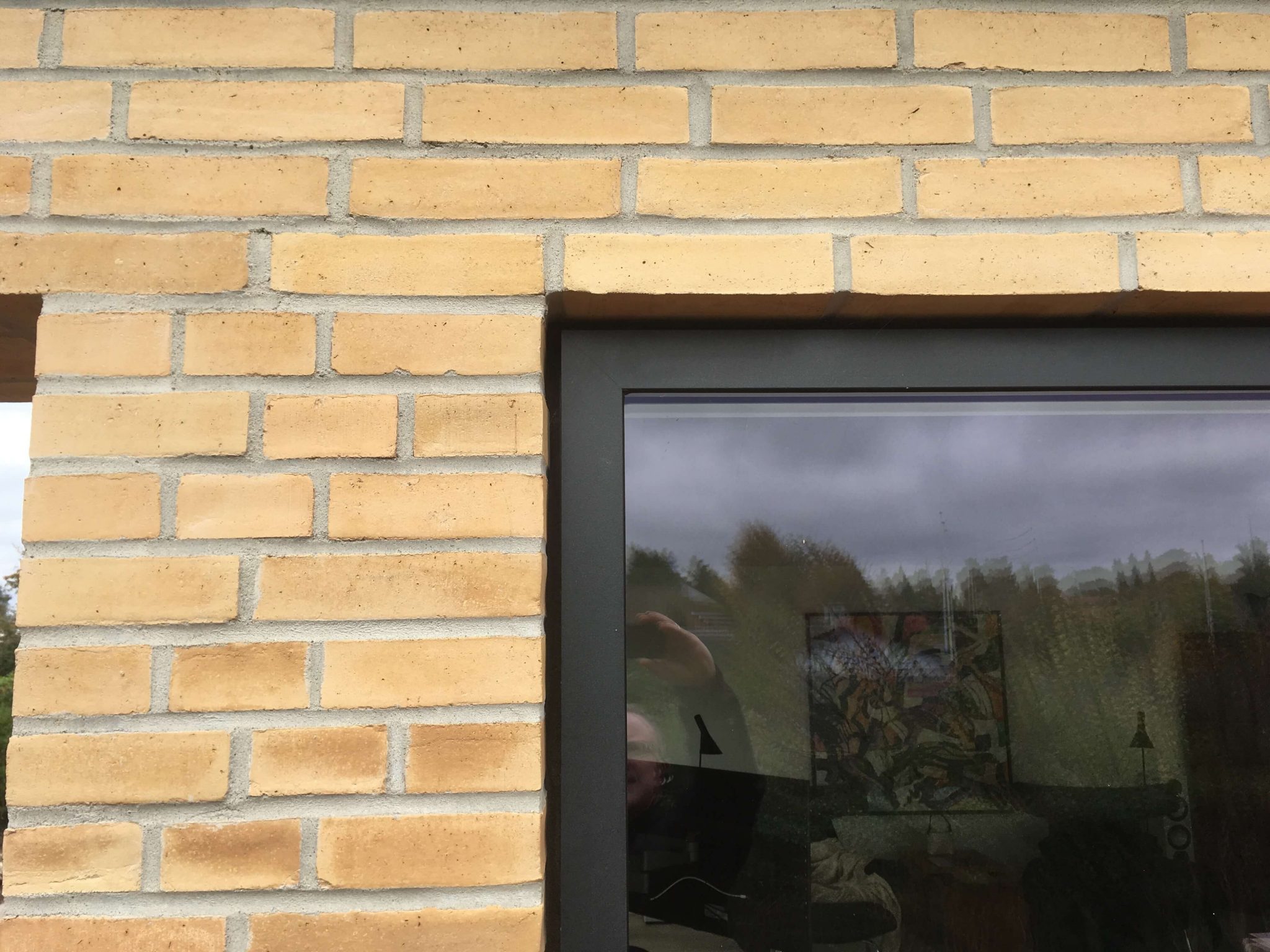 Fuger til træ- aluvinduer sikrer, at din på vinduerne holder